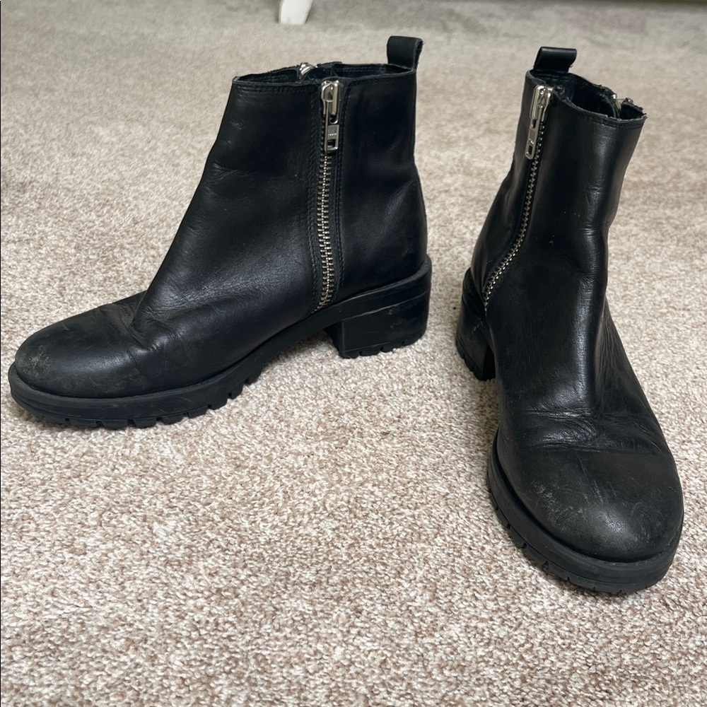Lavorazione Artigiana Black  Leather Zipper Moto Boots
Size 8